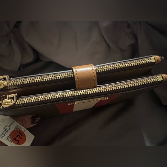 Michael Kors Wallet & Wristlet NWT - Picture 3 of 8